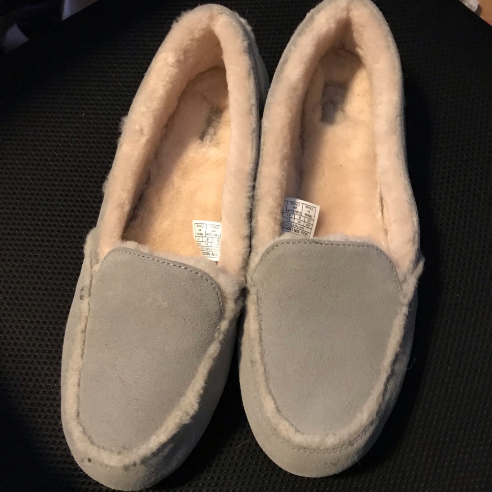 Ugg slippers